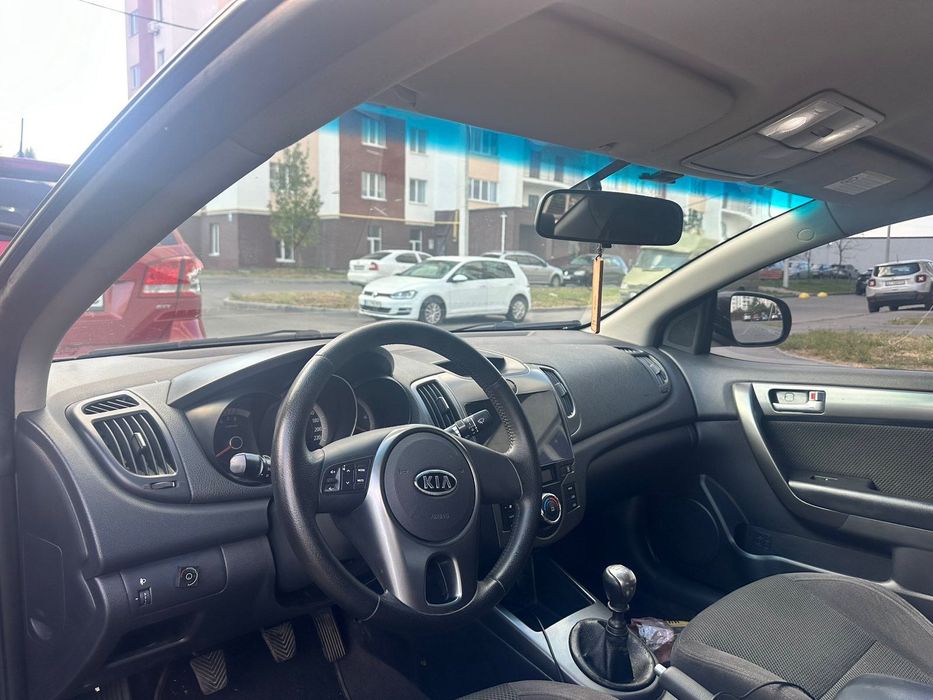 Продам Kia cerato купе