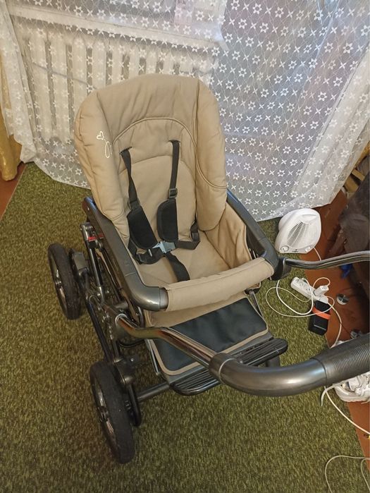 Продам коляску дитячу бу в хорошому стані