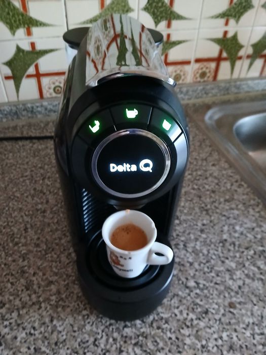 Máquina de café D'elta Q