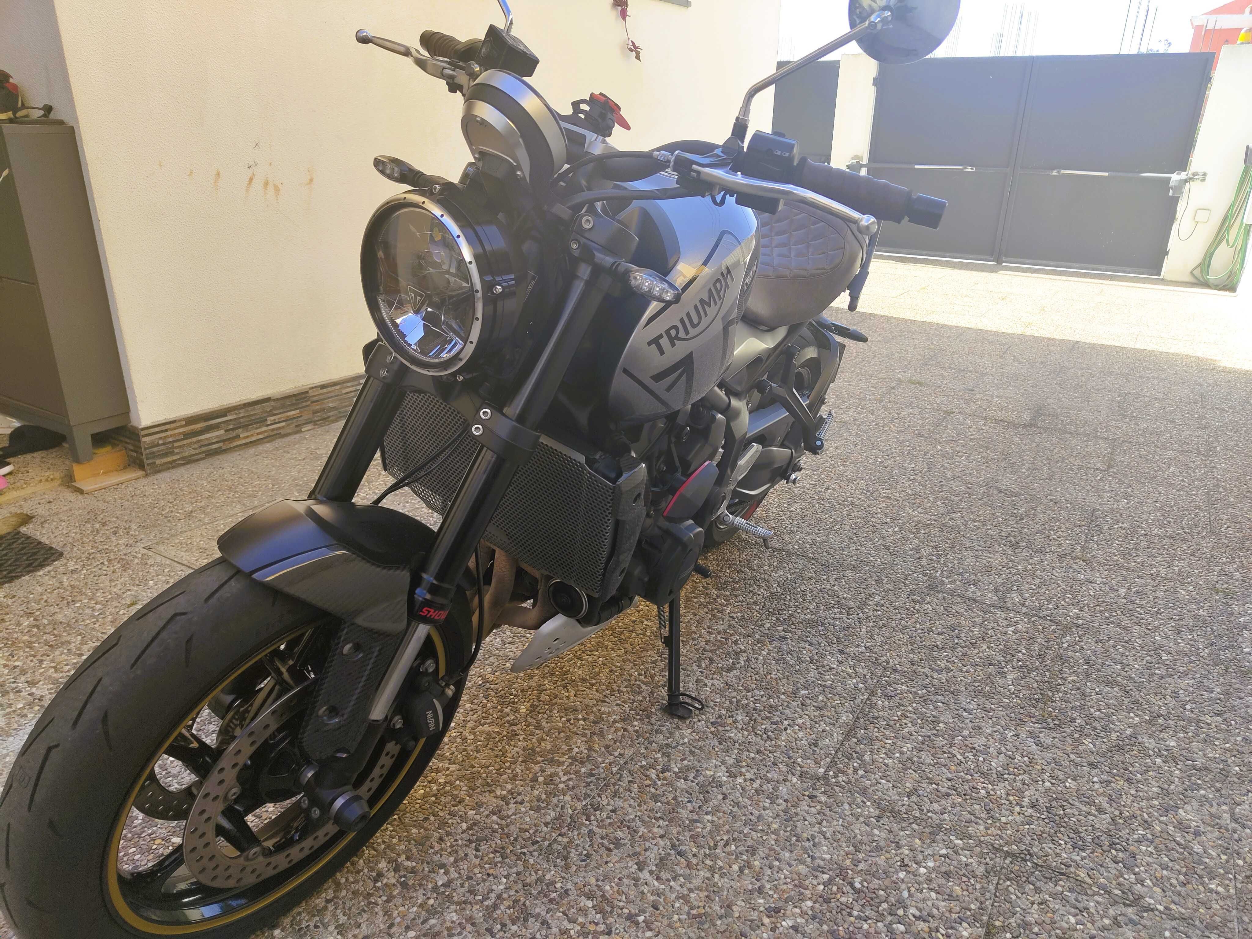 Triumph Trident 660 - c\ Garantia marca ate 2026