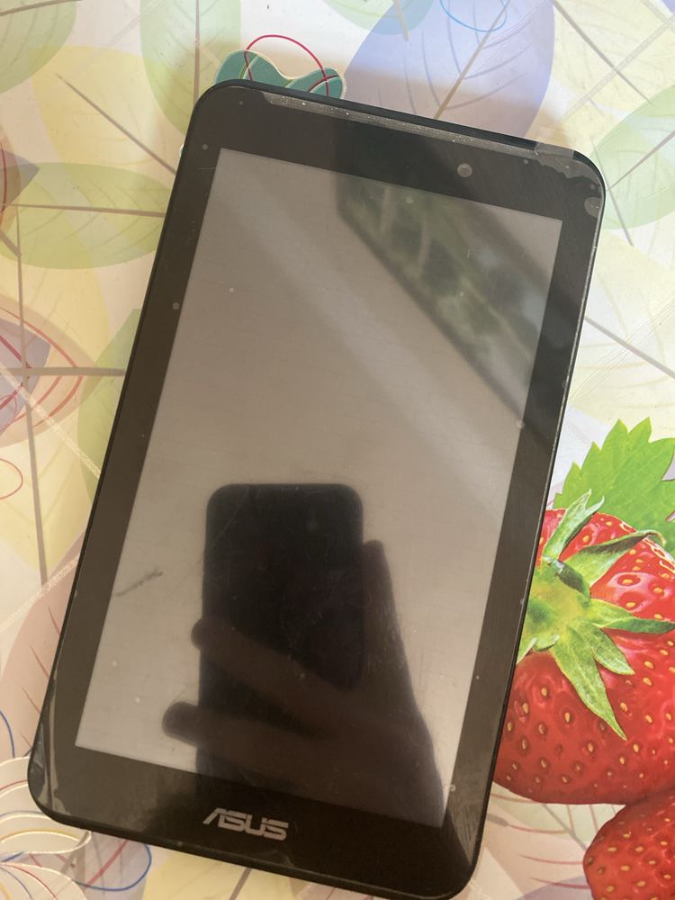 Планшет ASUS MeMO Pad 7 (K017 / ME170C)