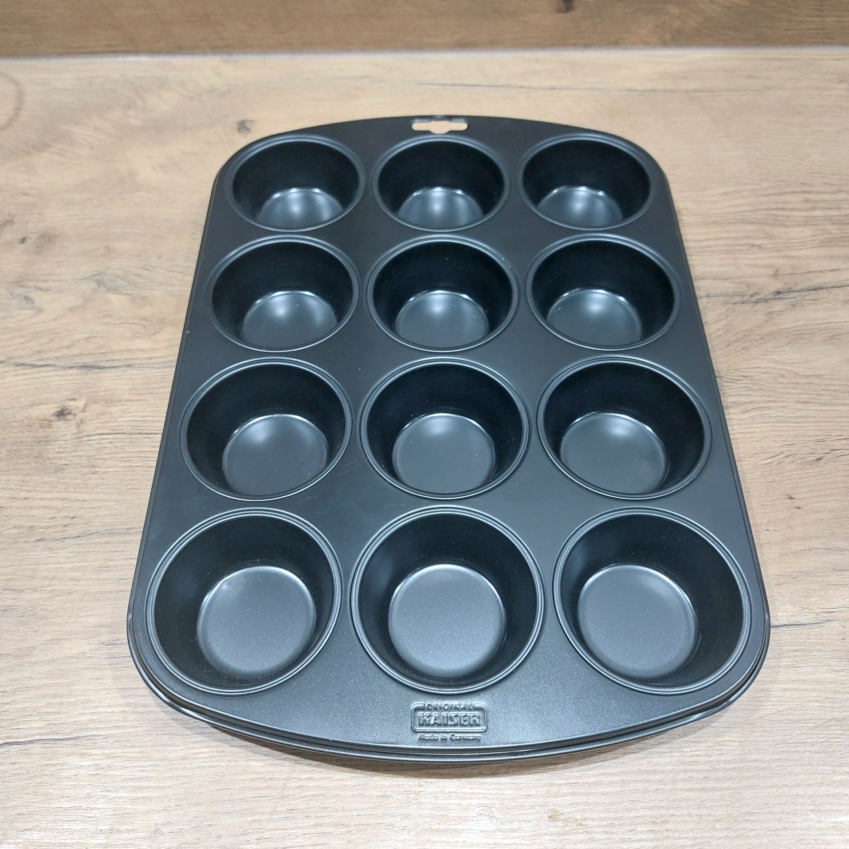 Kaiser forma na 12 muffinek muffinworld