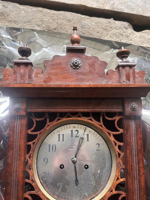 Stary zegar na ściane