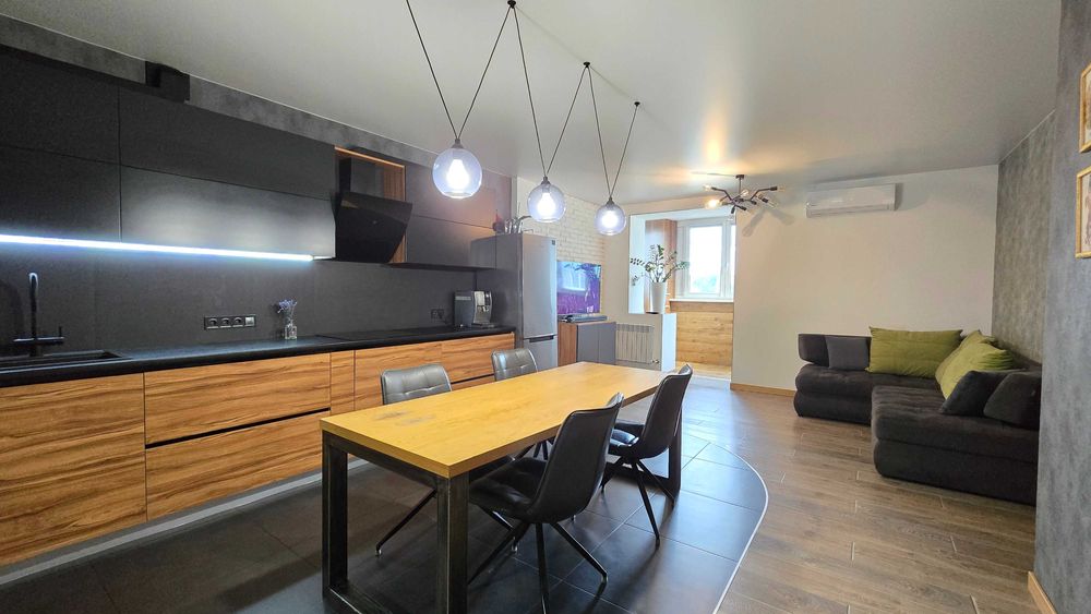 DC S4 Продам 2комнатную квартиру ремонт новострой ЖК Рогатинский центр