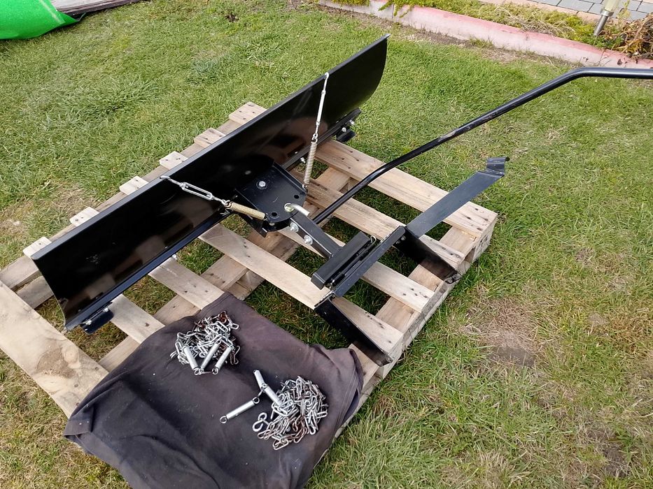 Sprzedam pług śnieżny+ łańcuchy na koła