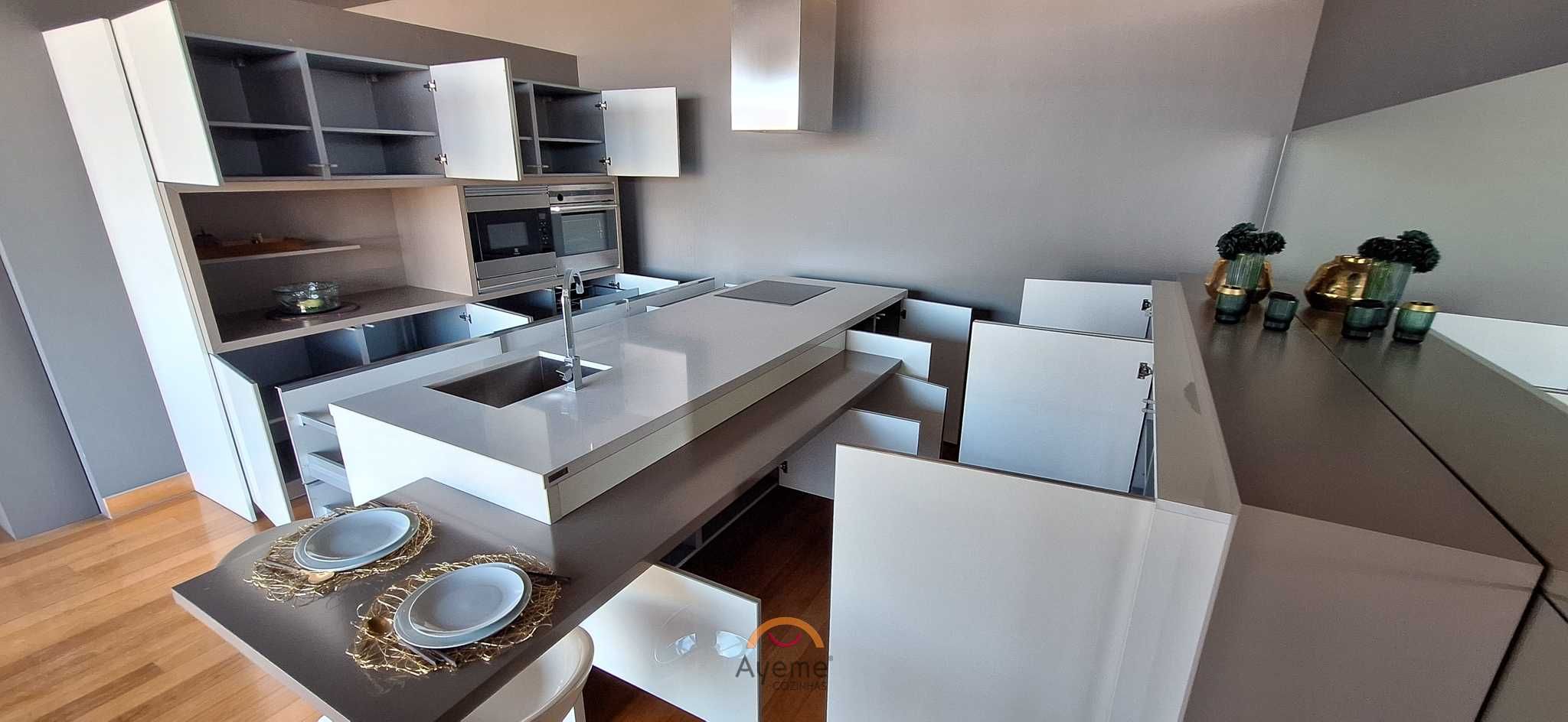 Cozinha completa (modelo de showroom)