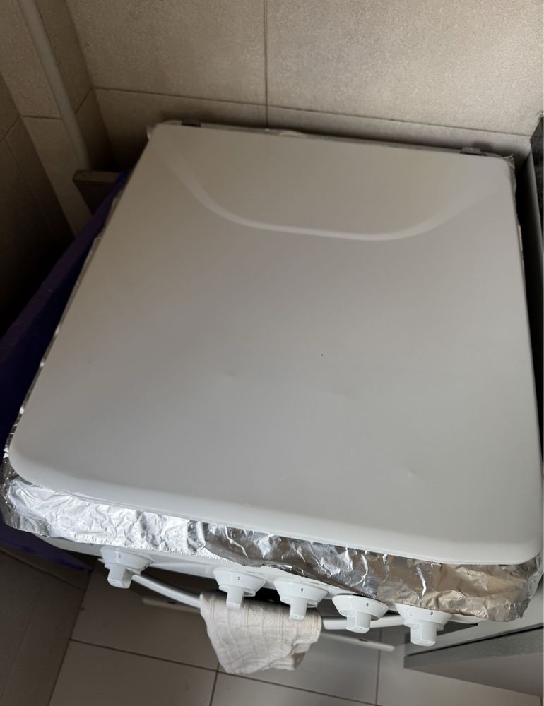 Fogão branco a gás de botija