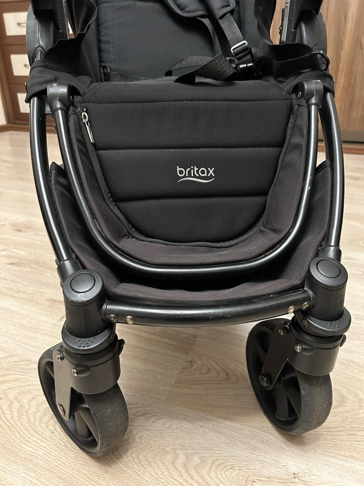 Дитячий візок (коляска), прогулянкова, компактна Britax B-Agile Plus