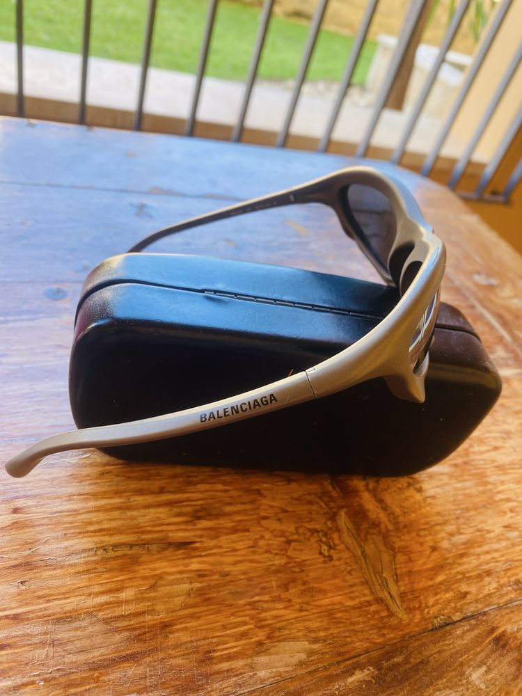 Oculos Balenciaga