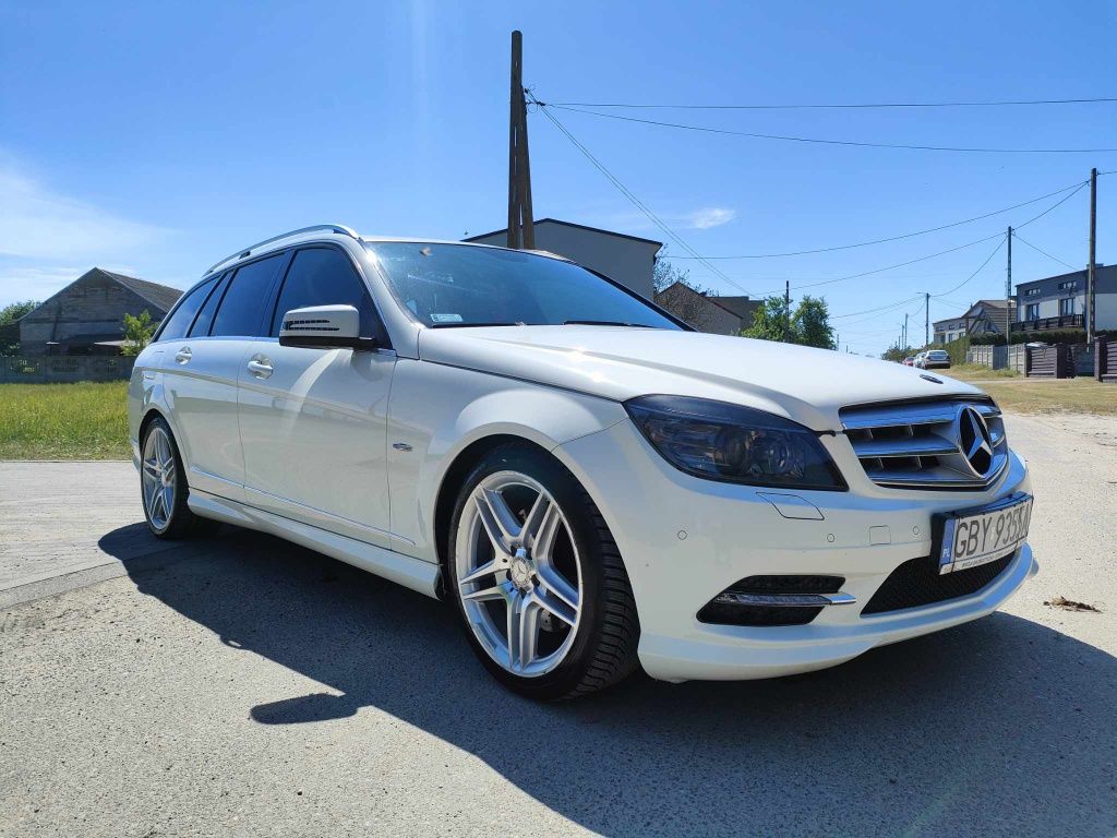 Mercedes Benz C-klasa 4-Matic pakiet AMG