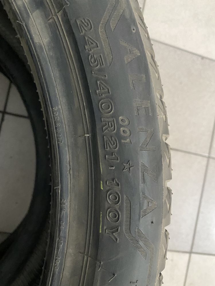 245/45/21 Bridgestone alenza