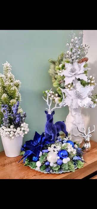 Chabrowy stroik z dostojnym jeleniem