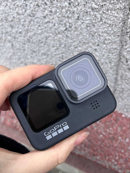 Екшн-камера GoPro Hero 9 в хорошому стані