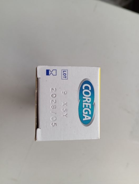 Corega Krem mocujący do protez zębowych Super mocny 70g 5 szt.