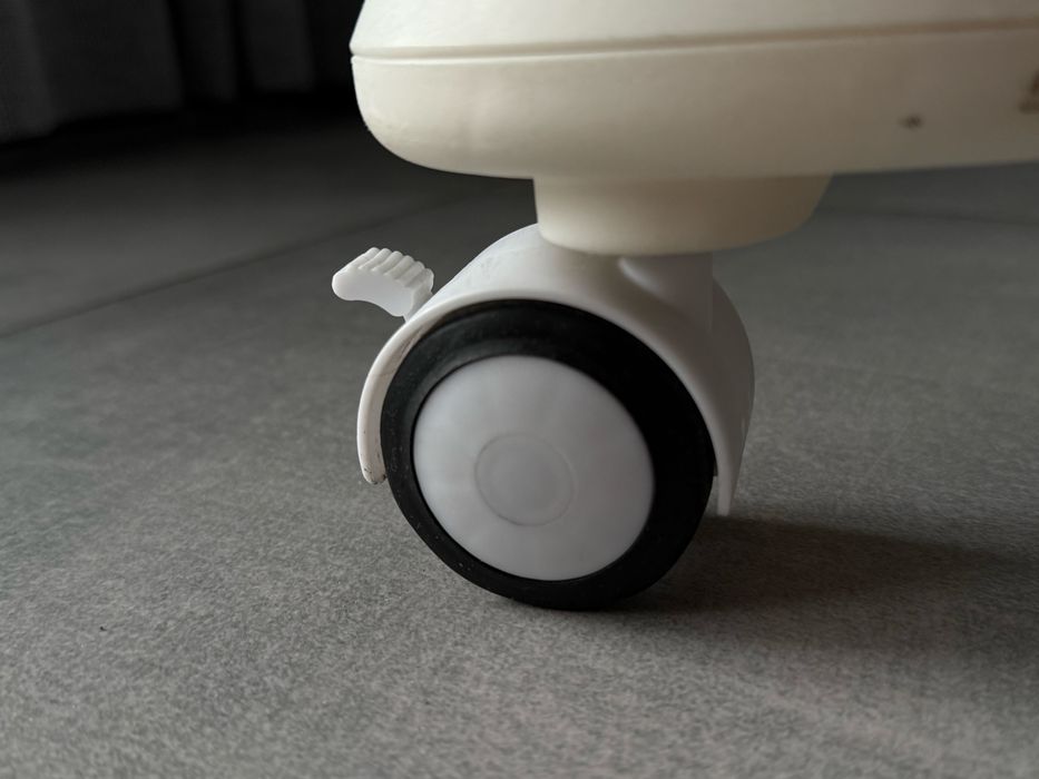 Стульчик для кормления и творчества