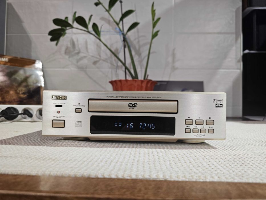 Програвач Denon DVD-F 100