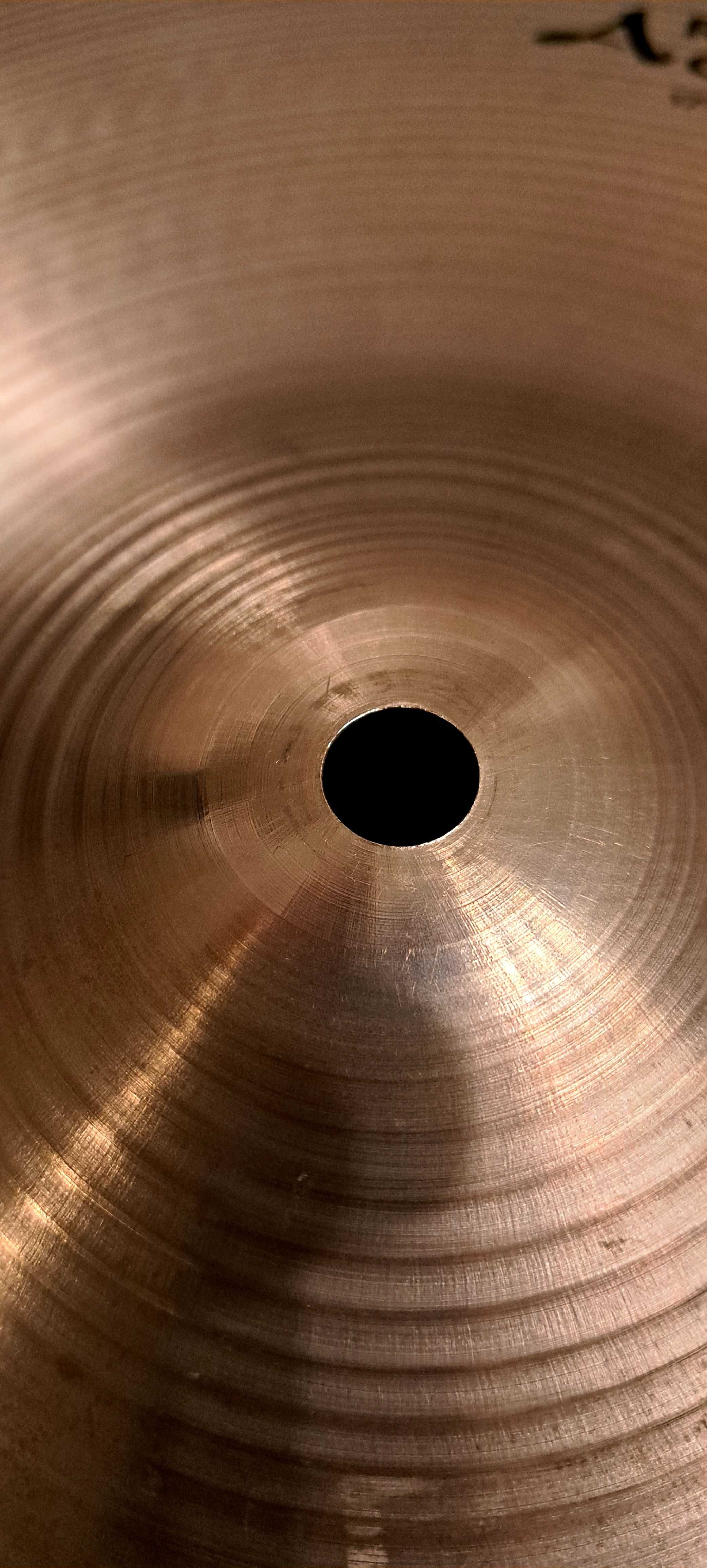 Zildjian Avedis Rock Crash 17". Talerz. Perkusja