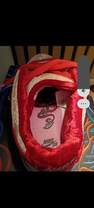 Nike dunk strange love