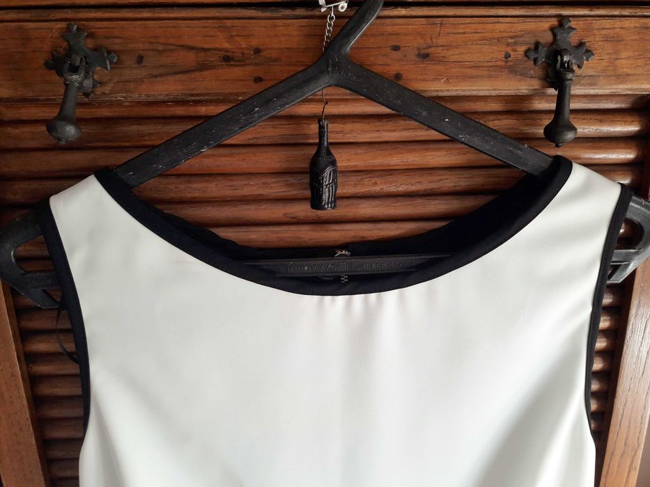 Vestido preto e branco, decote redondo - tam 36