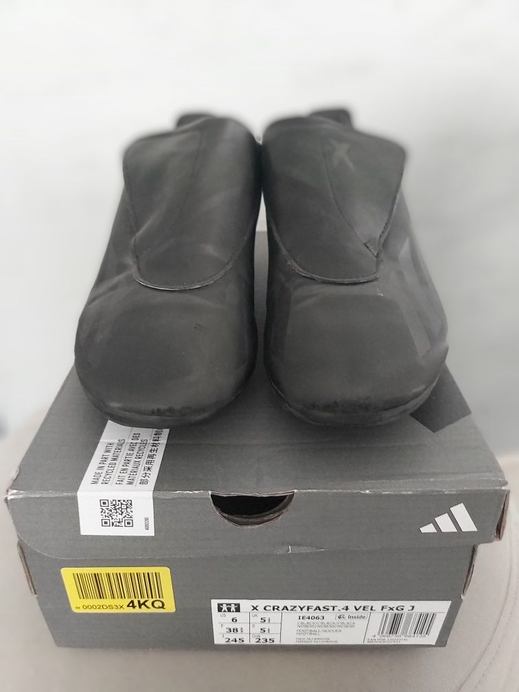 Adidas czarne korki piłkarskie na rzep X CRAZYFAST.4 VEL FxGJ r 38 2/3