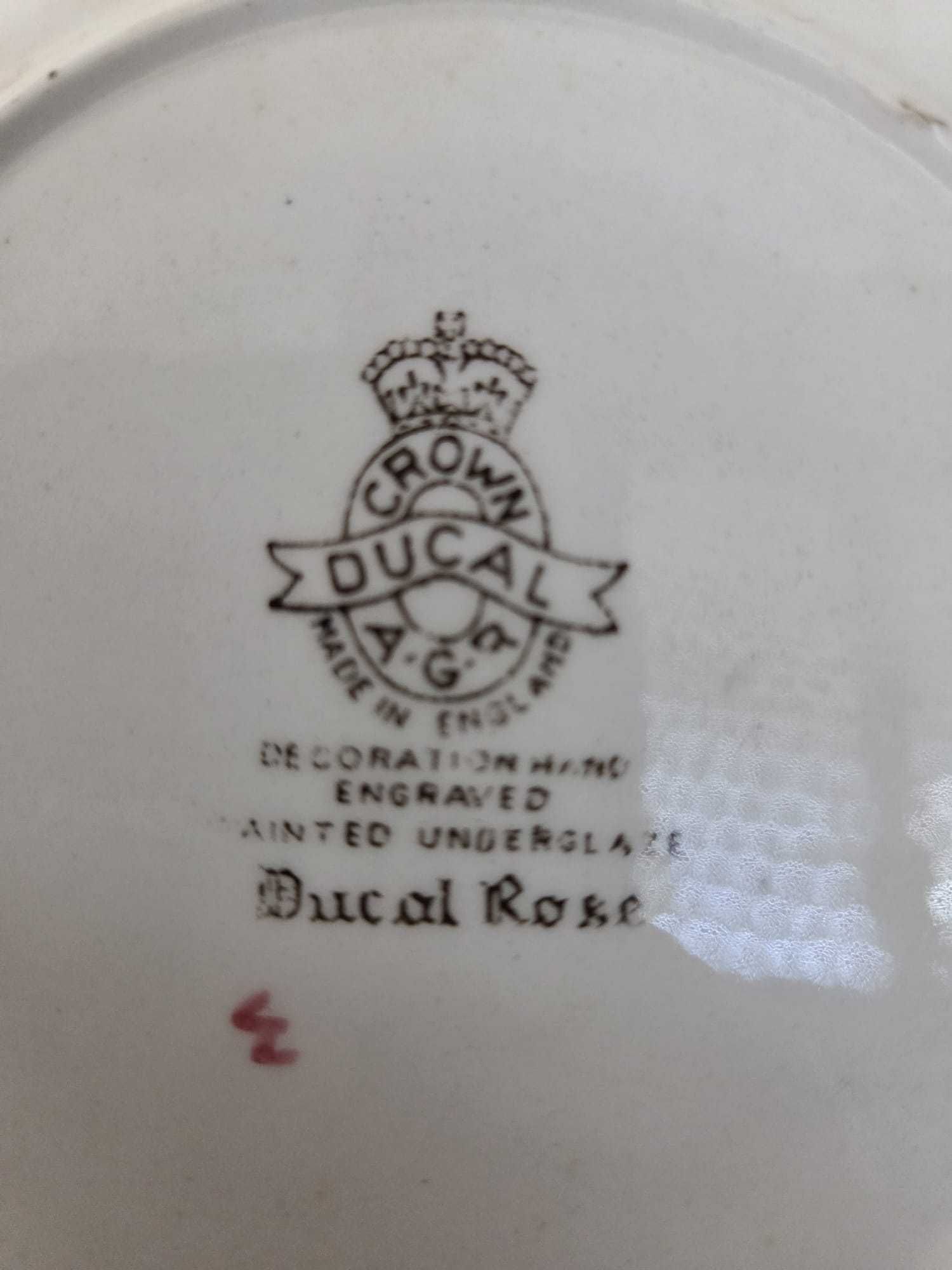 Pratos Crown Ducal