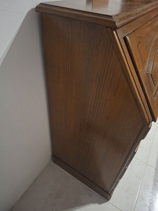 Secretária/ cómoda