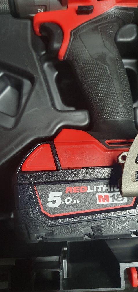 Продам шуроповерт milwaukee m18fpd3