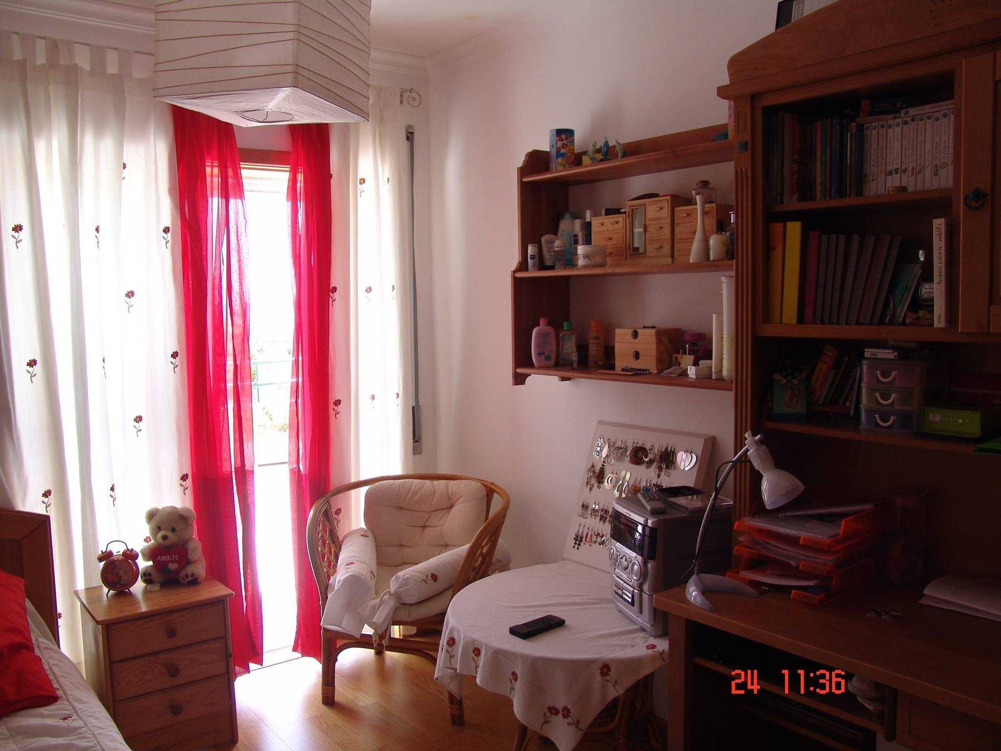 Apartamento T3  Quinta das Flores  Massamá