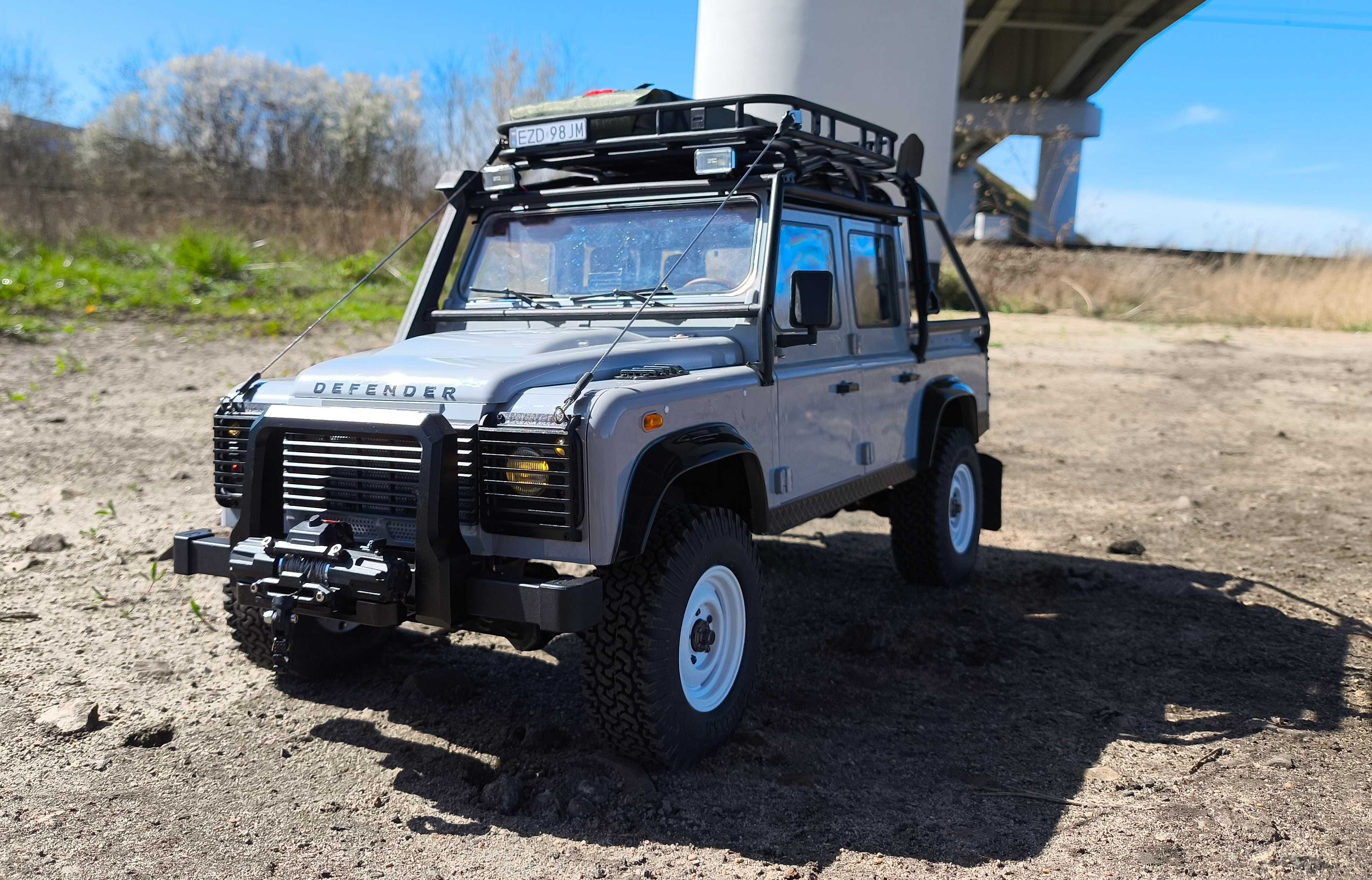 Land Rover Defender D110 pick up RC RTR TRX4 1:10 324/313mm