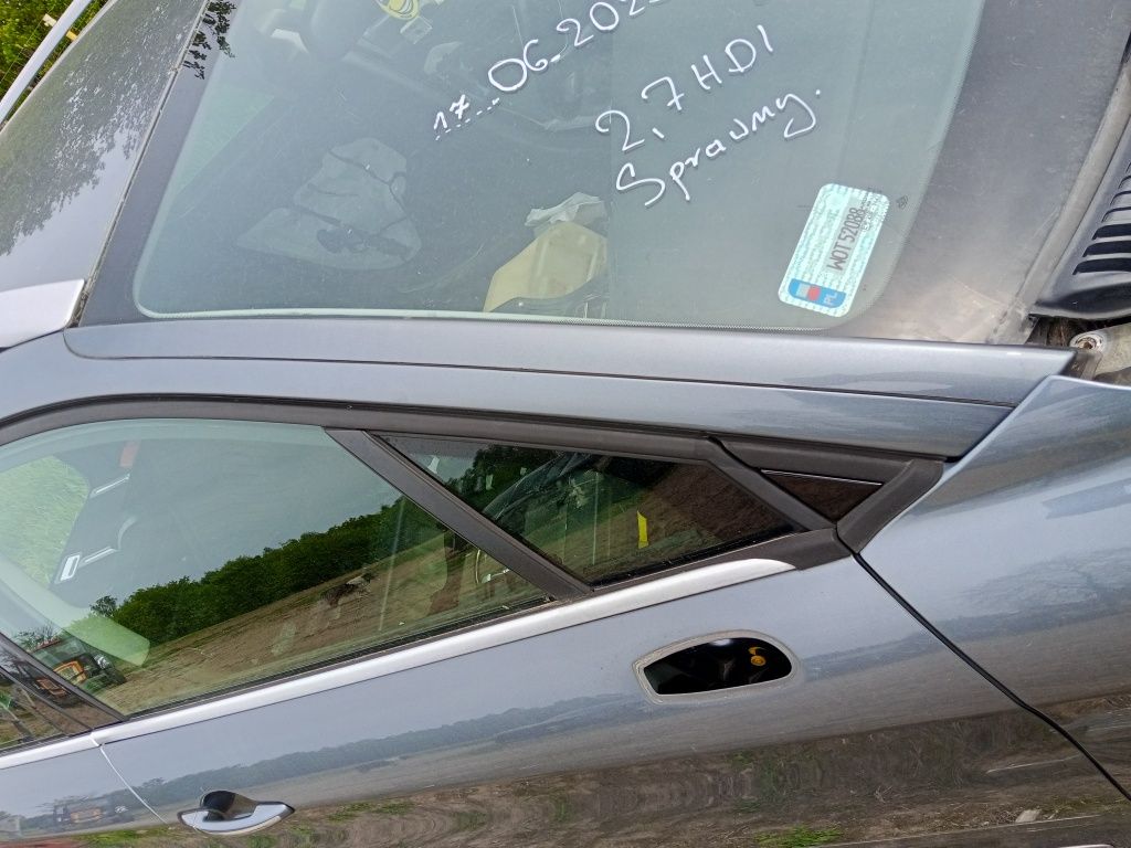 Listwa szyby prawy przód citroen C5 x7 III kthb