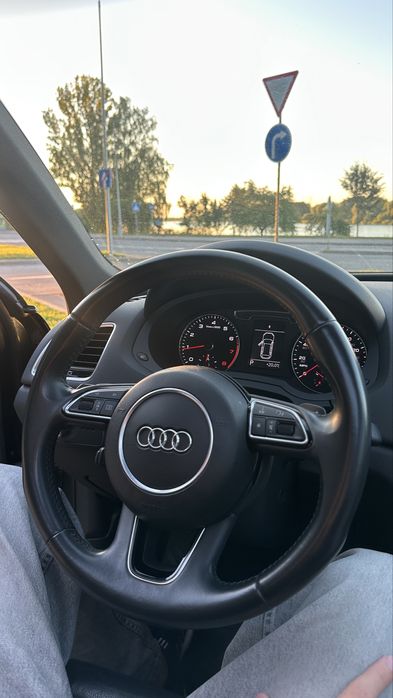 Продам Audi q3 s-line 2017 року