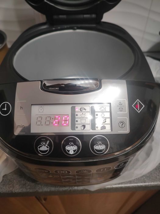 Multicooker Russell Hobbs 5l 900W