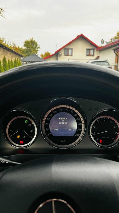 Mercedes Benz AMG C200 kompressor 1.8 183km