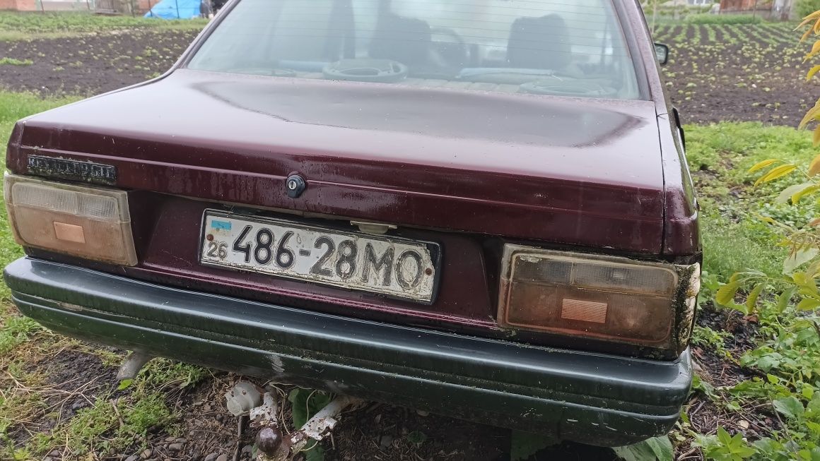 Renault Рено 9 на газу