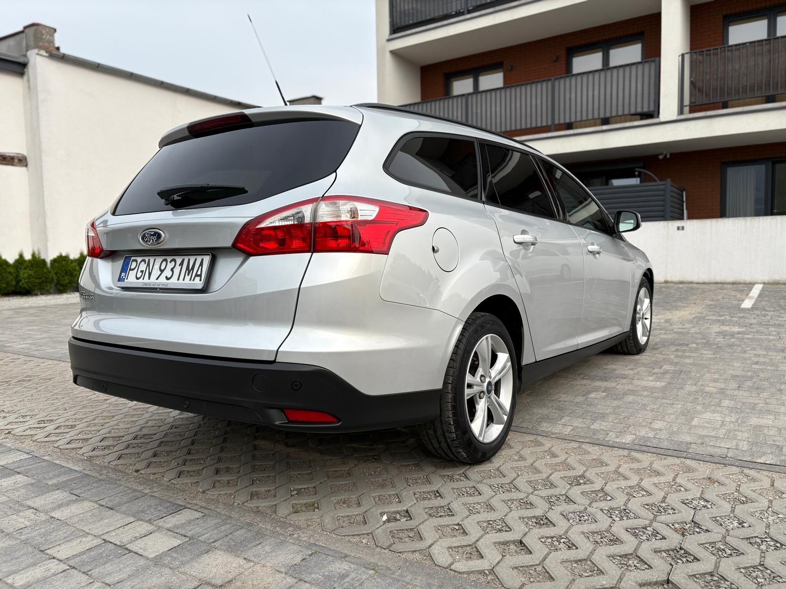 Ford Focus 1.6 duratorq 115km BOGATA WERSJA Uszkodzona maska I zderzak