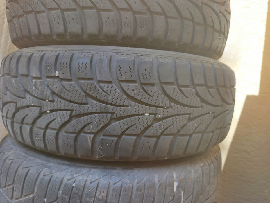 Автошини 195/65R15