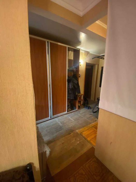 Продажа 3х-комнатной сталинки м.Шулявская