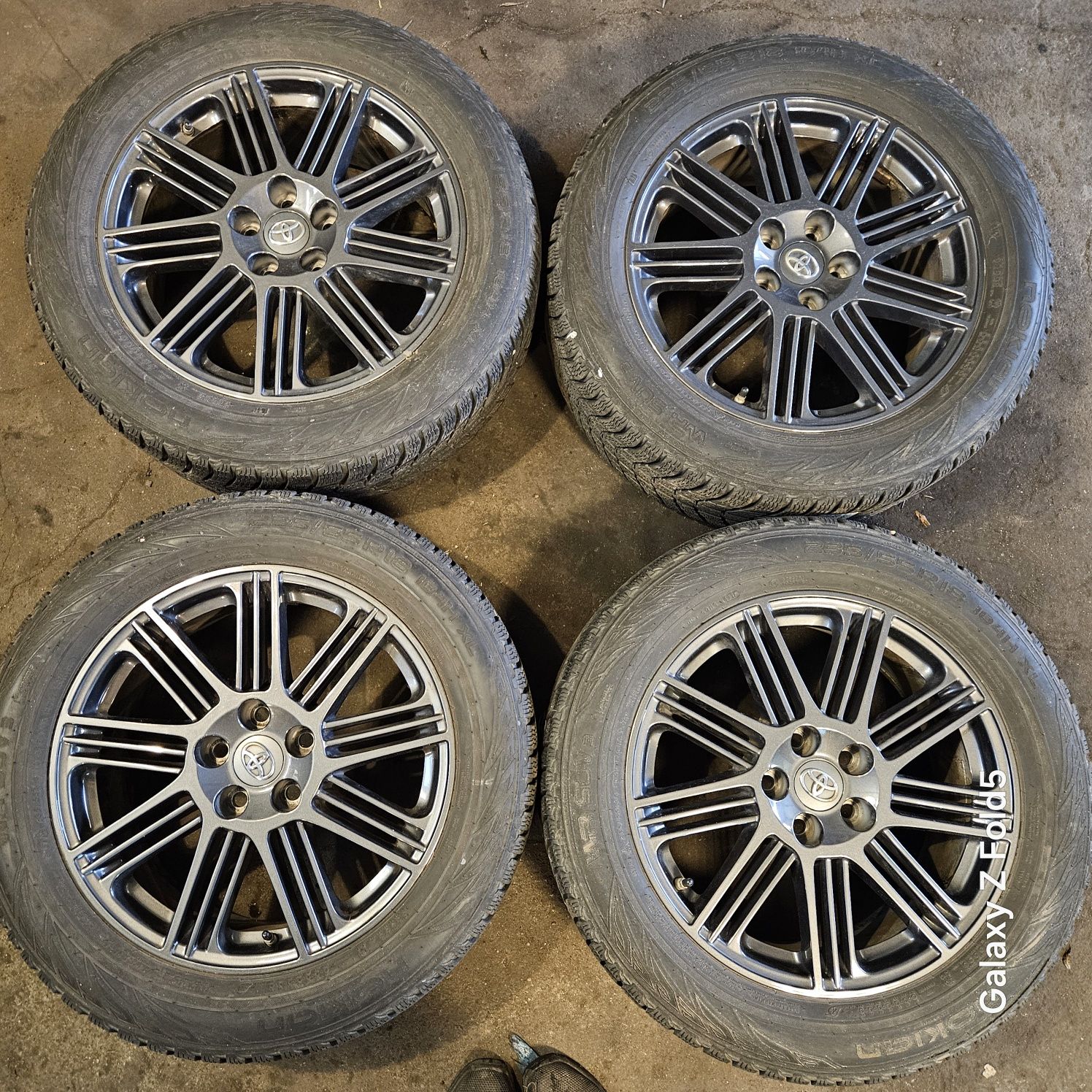 Koła zimowe 235/55/18 Toyota Rav4 Sienna 5x114,3 TPMS bieżnik 7,5mm-7m