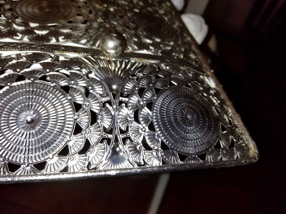 Centro de mesa prateado