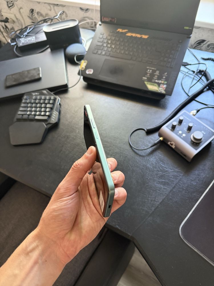 XIAOMI Redmi 3A / 64gb / 3RAM / 8ядер