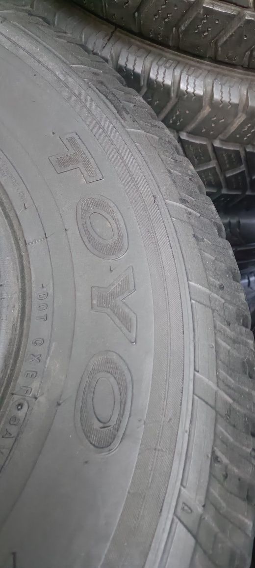 Pneus  265/70/15