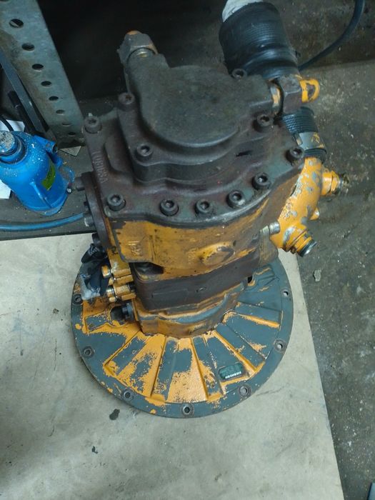 Pompa hydrauliczna LPVD75 Liebherr