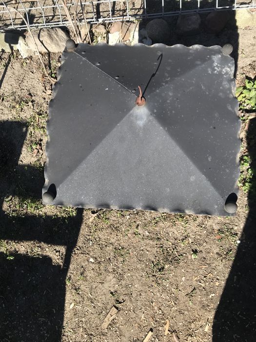 Klosz. Abażur- wys.60xokap-43 - podstawa-20 cm. Do powieszenia hak