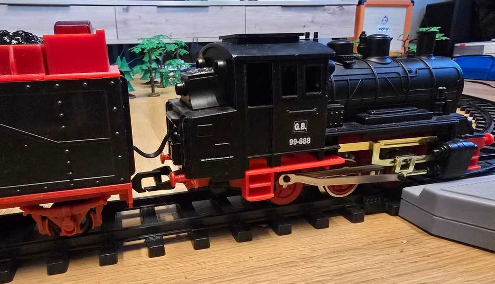 kolejka z wagonami - zabawka