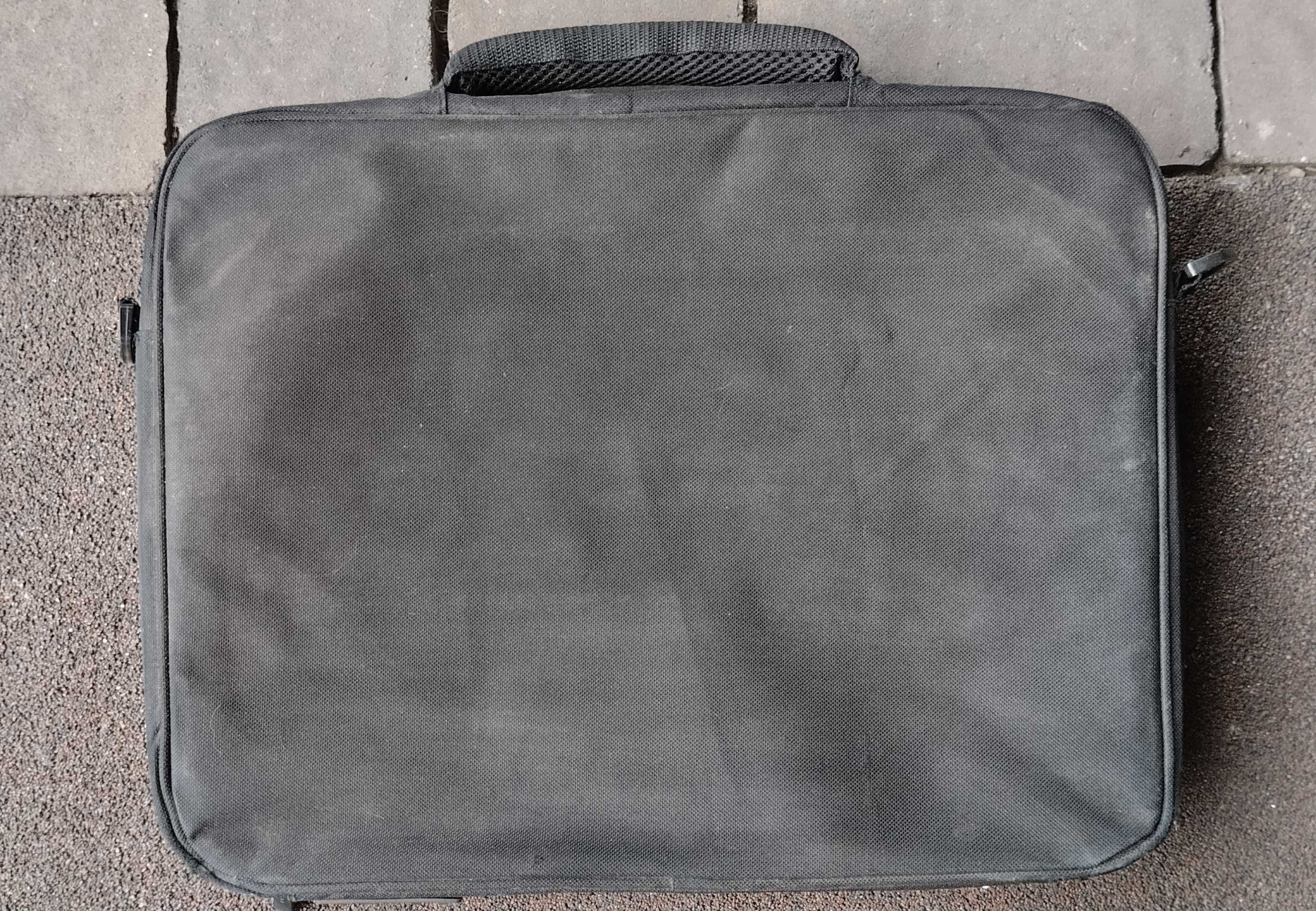 Torba/etui na laptopa