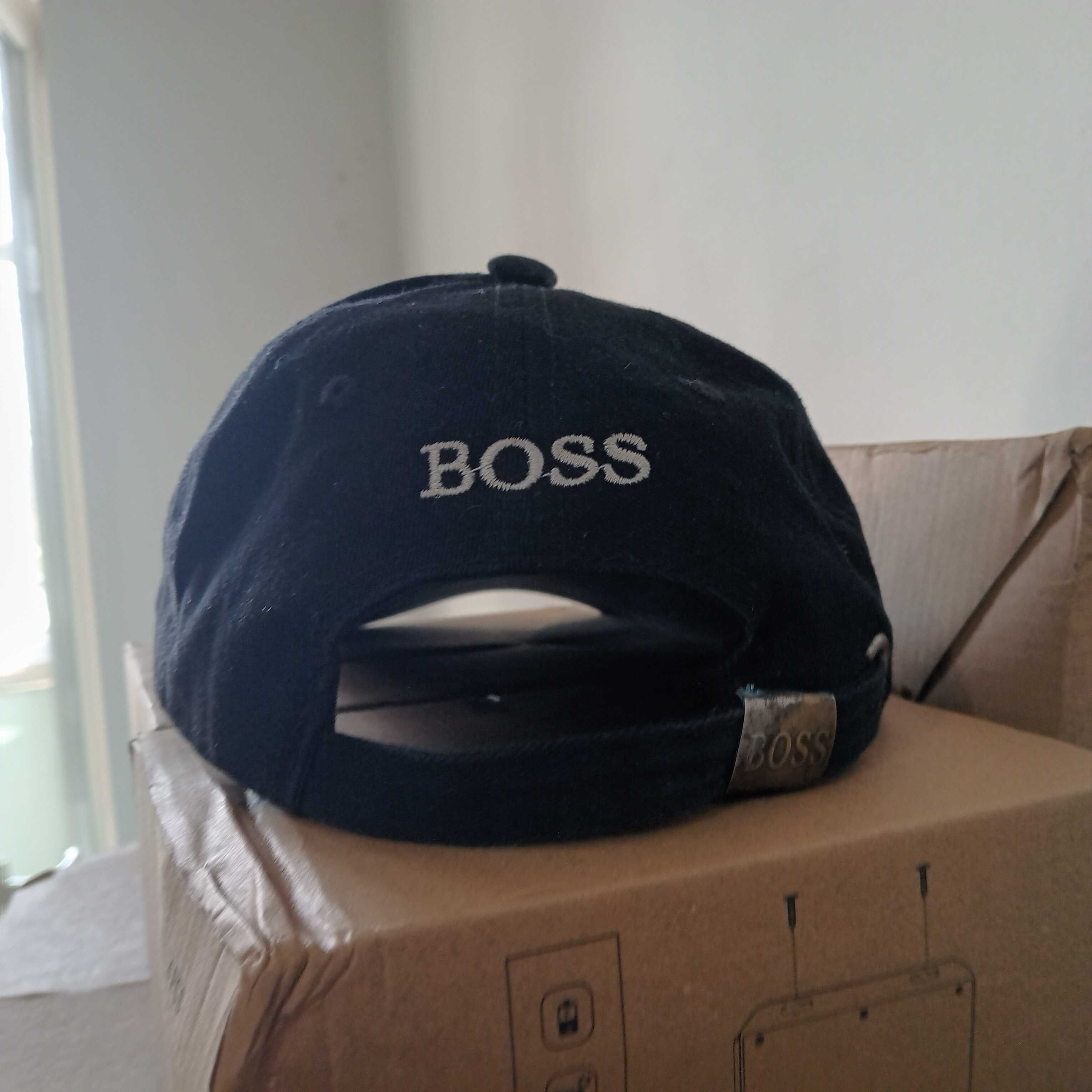 Фірмова бейсболка BOSS орігінал