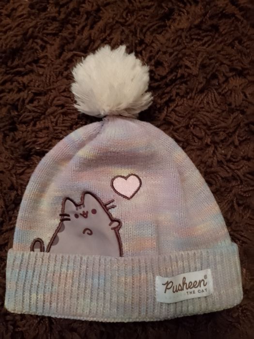 Czapka dla dziewczynki rozmiar 56.