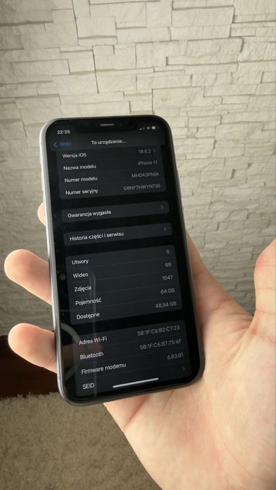 iPhone 11 czarny 64 gb