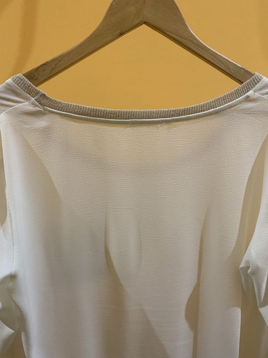 Blusa branca “Promod” tamanho 44 com pormenores dourados nova