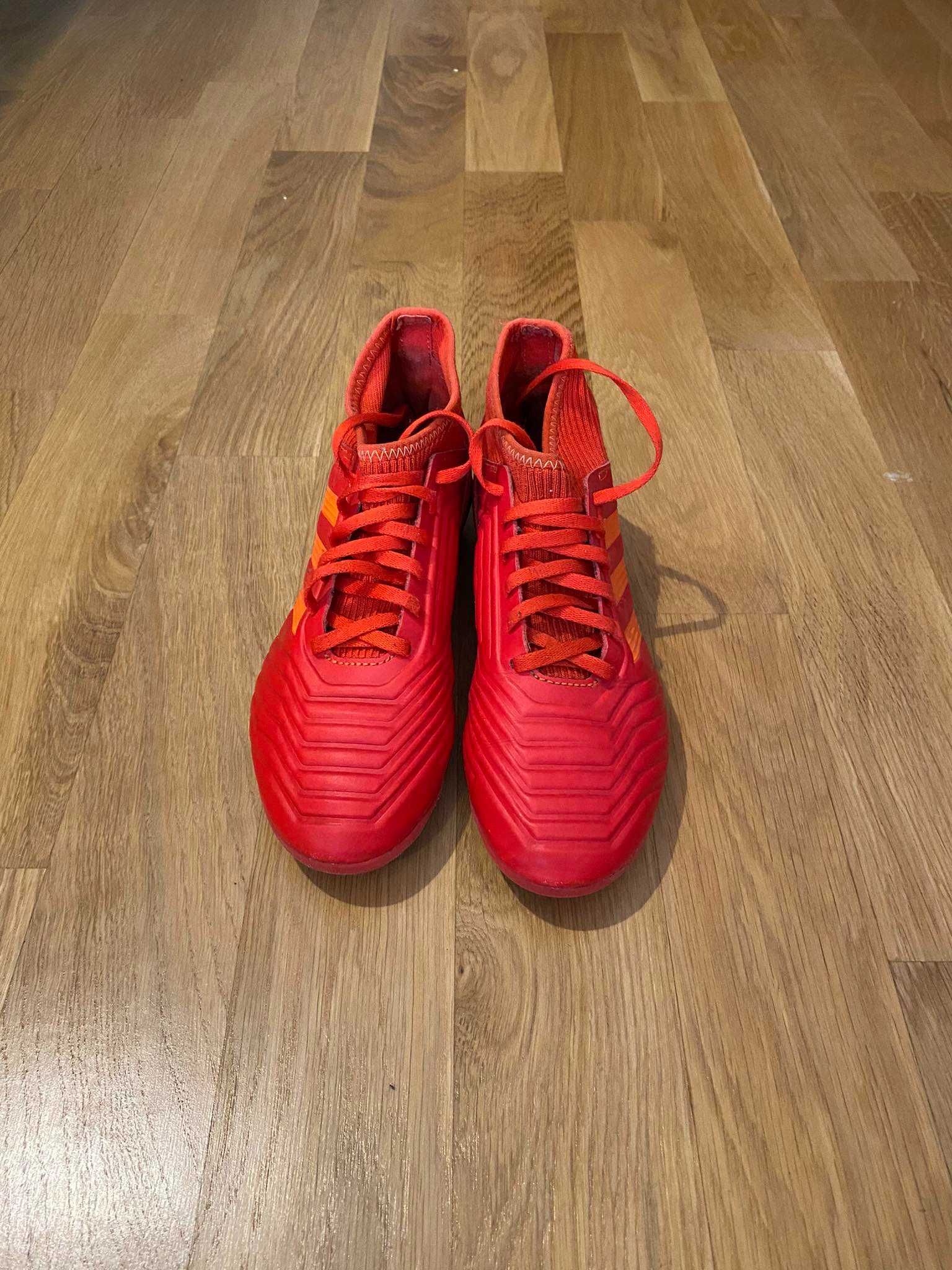 Buty piłkarskie Adidas Predator